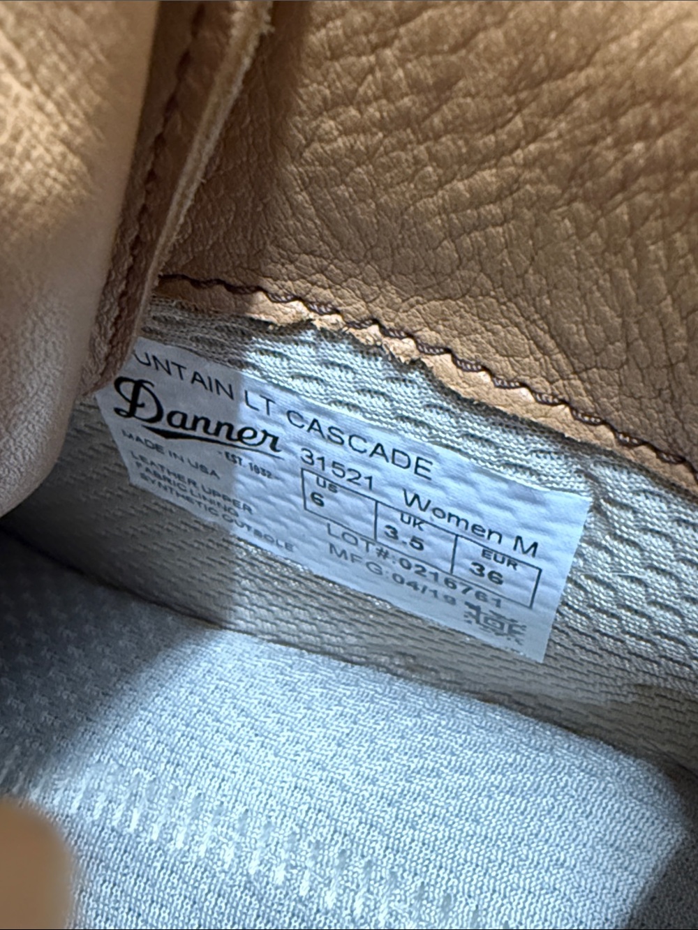 Danner Mountain Lite Cascade Boot - Picture 3 of 7